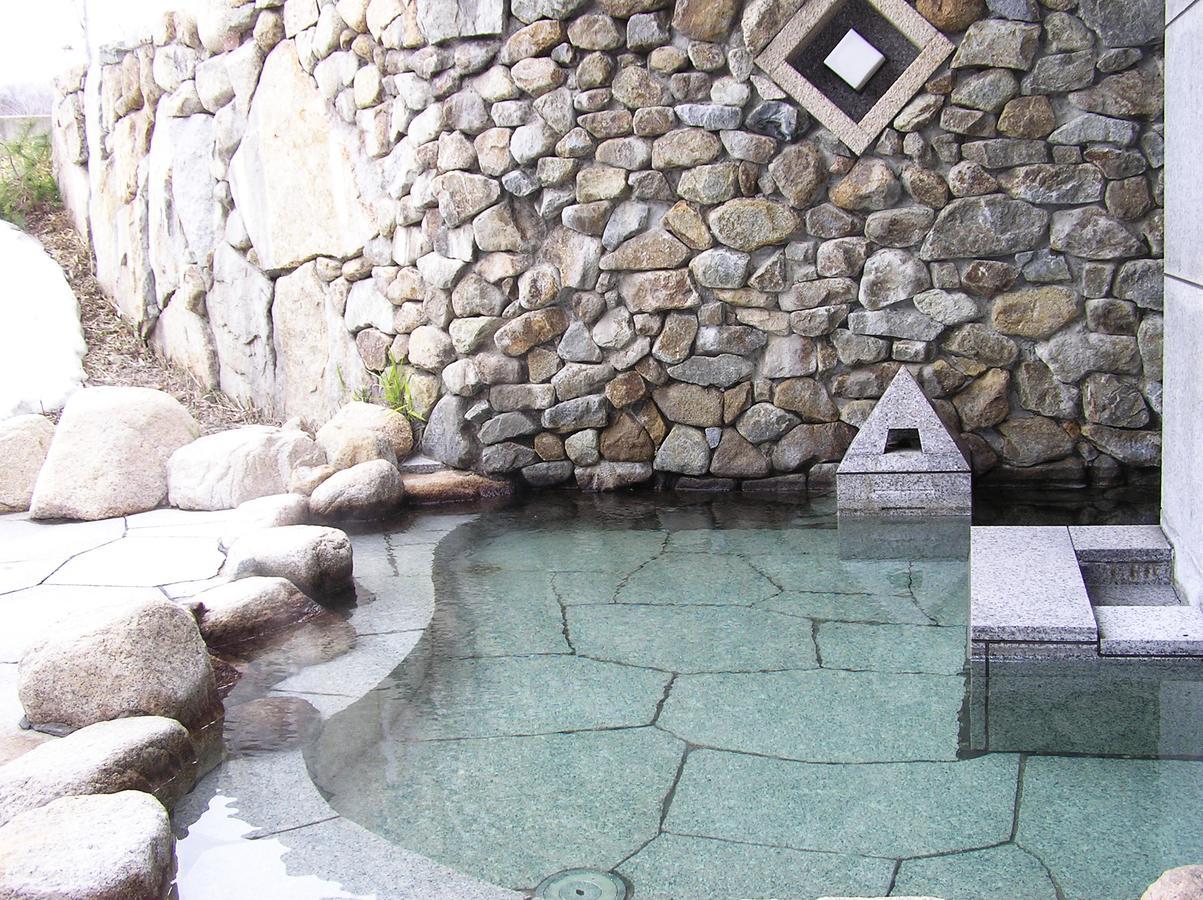 Chokai Sarukuraonsen Hotel Foresta Chokai 유리혼조 외부 사진