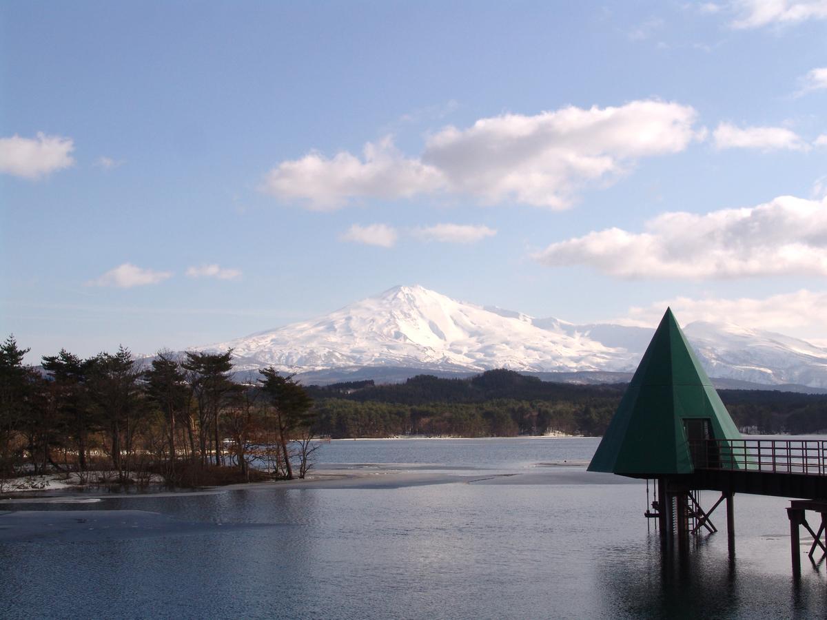 Chokai Sarukuraonsen Hotel Foresta Chokai 유리혼조 외부 사진