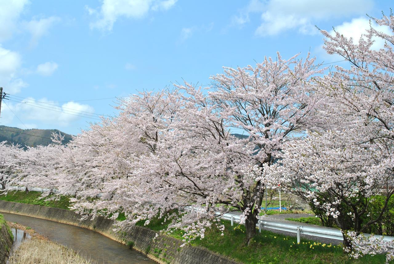 Chokai Sarukuraonsen Hotel Foresta Chokai 유리혼조 외부 사진